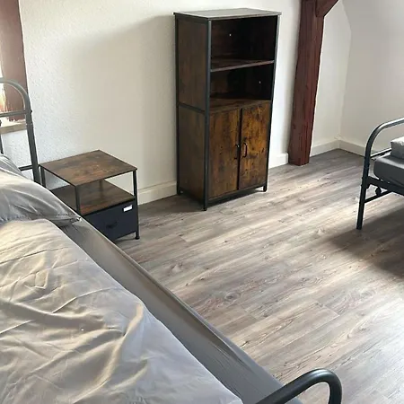 Seyfarthrooms - 4 - 110qm, Ueber 2 Etagen, Zentral Gelegen * Crimmitschau