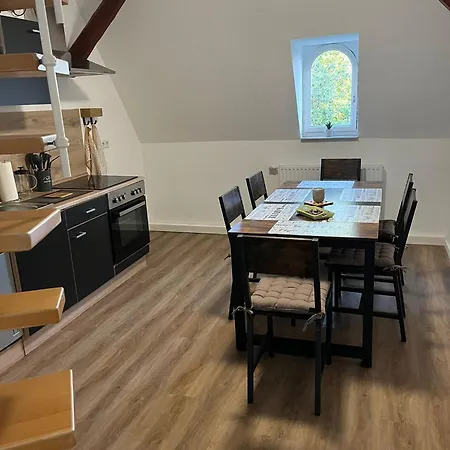 Appartement Seyfarthrooms - 4 - 110qm, Ueber 2 Etagen, Zentral Gelegen Crimmitschau