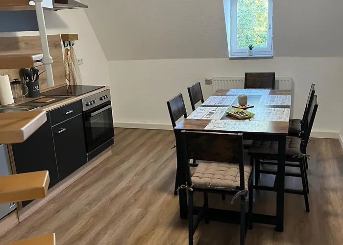 דירה Seyfarthrooms - 4 - 110qm, Ueber 2 Etagen, Zentral Gelegen Crimmitschau